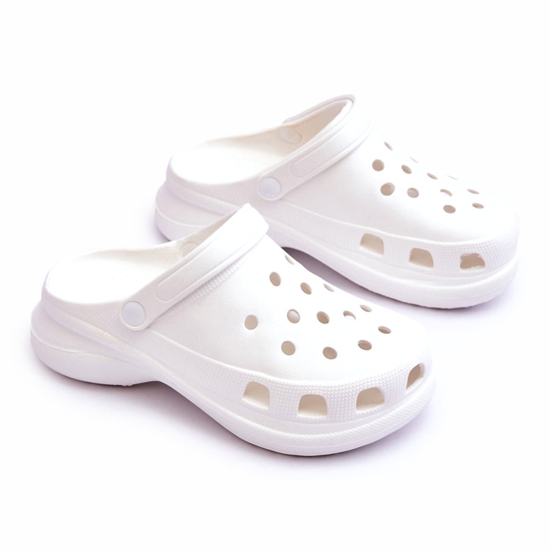 Foam Slides Crocs On A Chunky Sole Blanc Katniss 1