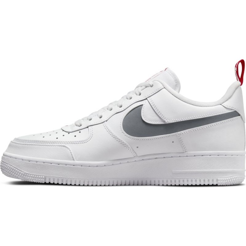 Chaussures Nike Air Force 1 DO6709-100 blanc 1