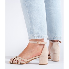 Sandales à talons bas en daim Shelovet beiges 3