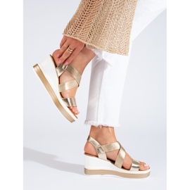 Sandales compensées dorées Shelovet d'or 1