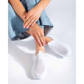 Chaussures de sport blanches classiques Shelovet 1