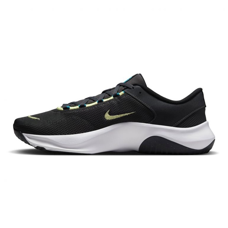 Chaussures Nike Legend Essential 3 Next Nature M DM1120-004 noir 1