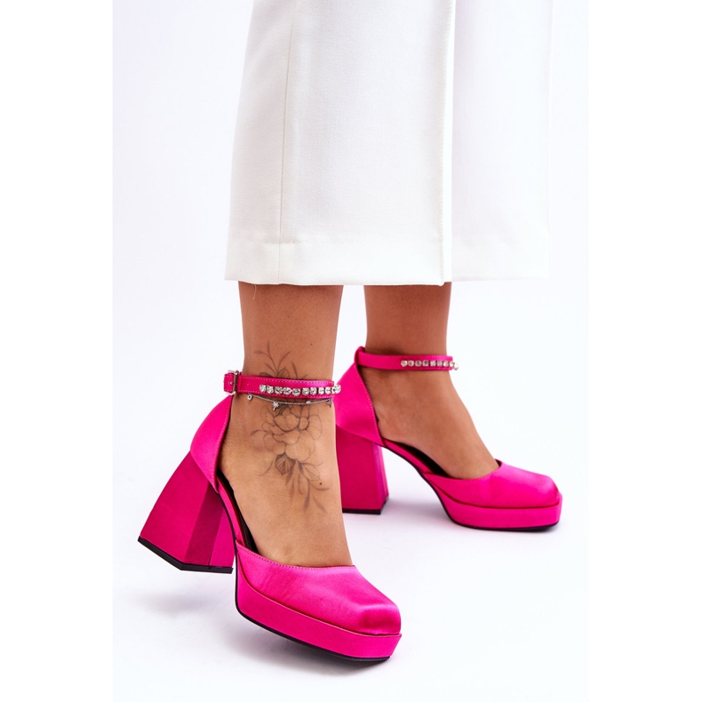 Escarpins à la mode sur des talons massifs avec des zircons Fuchsia Adel rose 1
