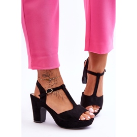 Sandales à talons hauts en daim noir Felicia le noir 1