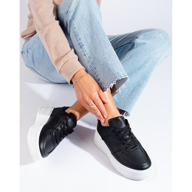 Baskets noires à plateforme haute de Shelovet 1