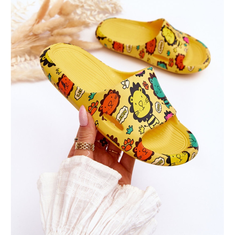 Chaussons Enfant Mousse Légère Motif Lion Jaune Esther 1