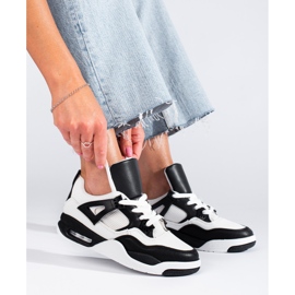 Baskets noires et blanches à semelle épaisse de Shelovet 1