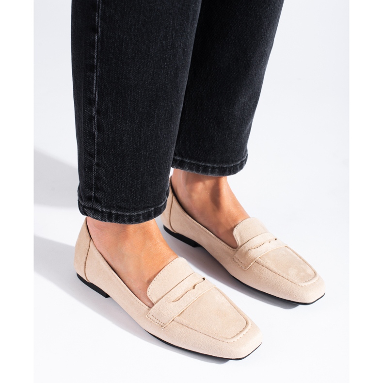 Mocassins classiques en daim beige de Shelovet 1