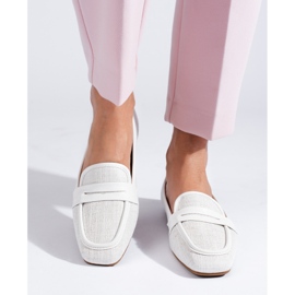 Mocassins Shelovet blancs élégants pour femmes 1