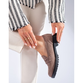 Chaussures femme en daim beige foncé Shelovet 2