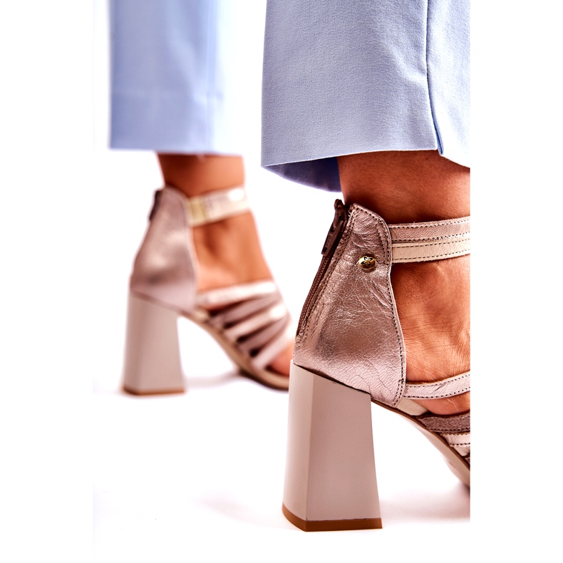 Sandales en Cuir pour Femme On A Massive Bar Maciejka 05514-04 Beige-Or 2