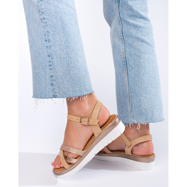 Sandales compensées beiges Shelovet brun 1