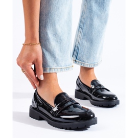 Chaussures femme laquées noires Shelovet 1