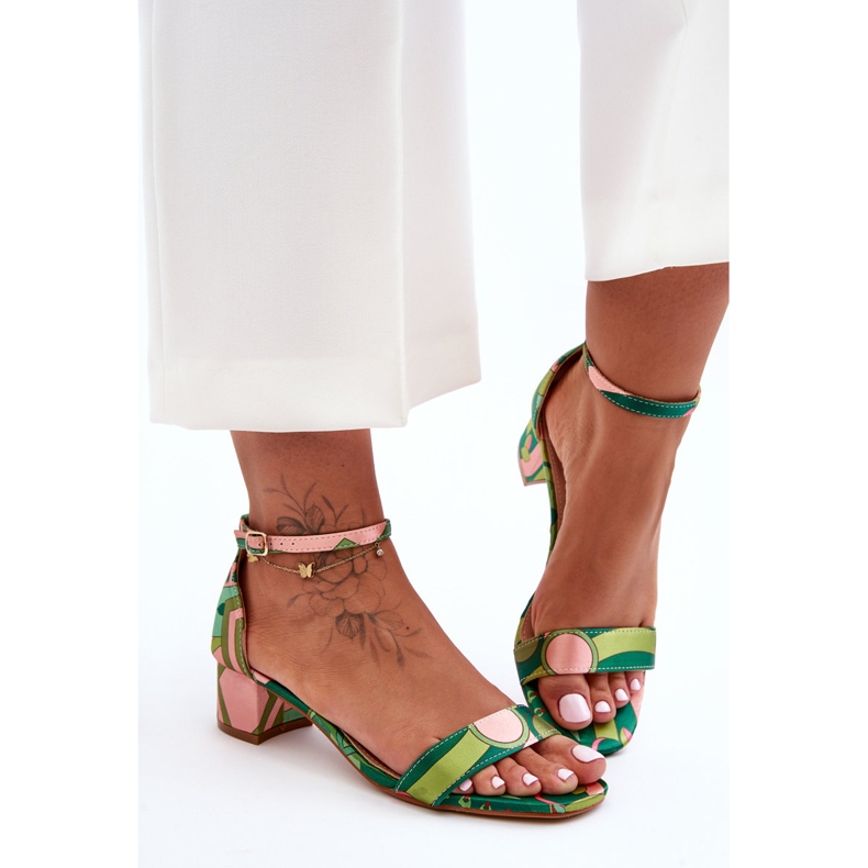 Sandales à talons hauts en satin à motifs Mélange vert Inspire Me! multicolore 1