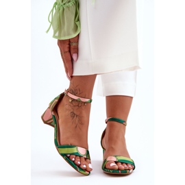 Sandales à talons hauts en satin à motifs Mélange vert Inspire Me! multicolore 4