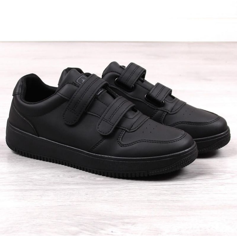 Chaussures de sport velcro News W EVE402A noir le noir 1