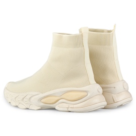 Chaussures à enfiler hautes beiges pour femmes 1