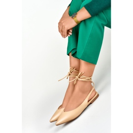 Ballerines nouées beiges 6