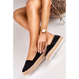Espadrilles noires sur la plateforme 1