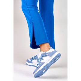 Chaussures de sport pour femmes blanches et bleues 2 Chaussures de sport pour femmes blanches et bleues 2