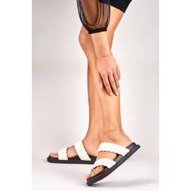 Chaussons tressés noir et blanc femme blanche 2