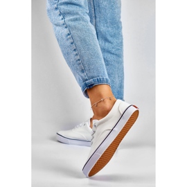 Baskets blanches classiques pour femmes 4