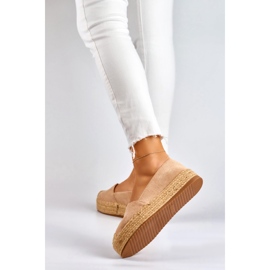 Espadrilles beiges pour femmes sur la plate-forme 1 Espadrilles beiges pour femmes sur la plate-forme 1