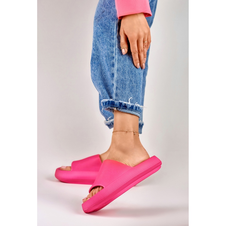 Pantoufles confortables pour femmes fuchsia en mousse rose 2