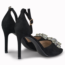 Sandales à talons avec perles décoratives le noir 1