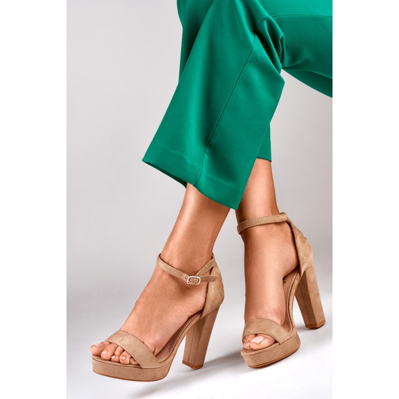 Sandales hautes beiges 1