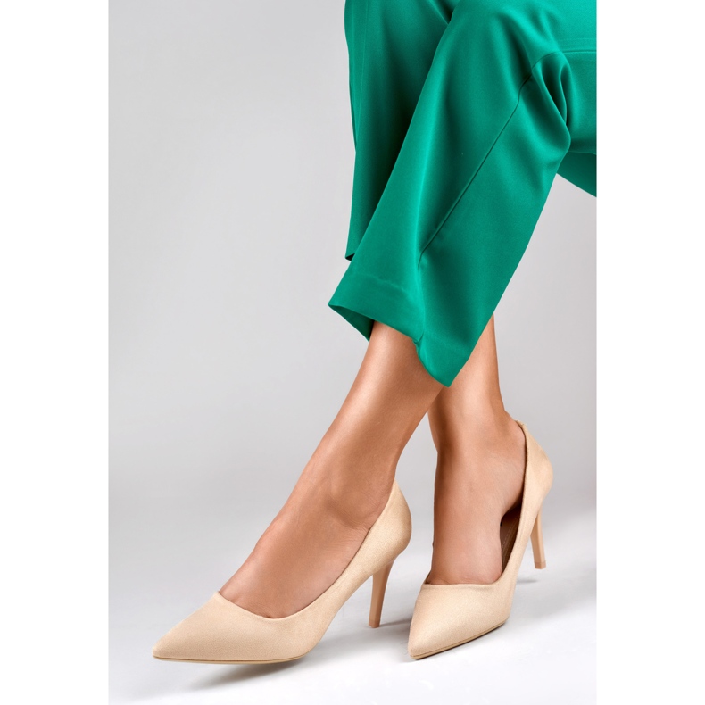 Talons hauts classiques en daim beige 1