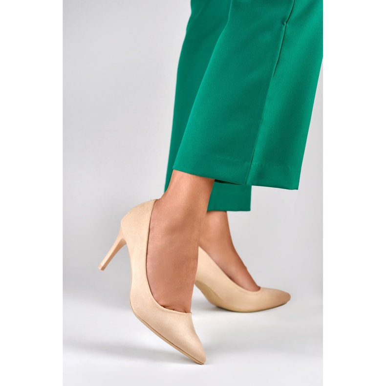 Talons hauts classiques en daim beige 2