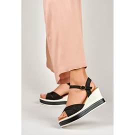 Sandales compensées noires confortables le noir 3
