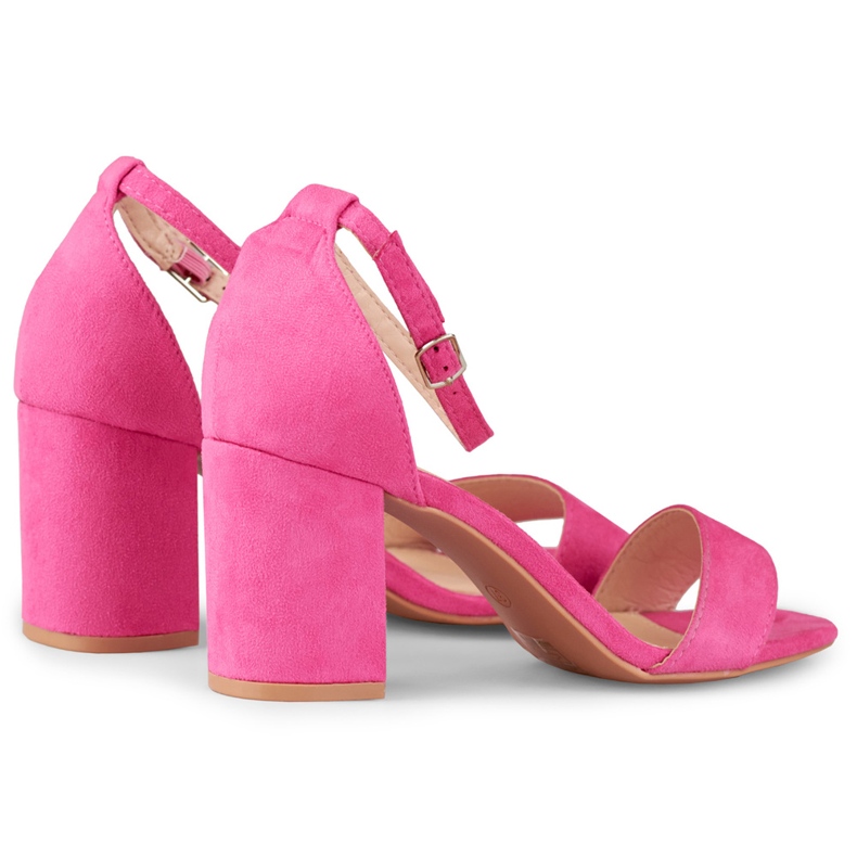 Sandales classiques fuchsia sur le poteau rose 1