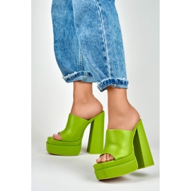 Claquettes vert citron à talons hauts d'Evelyn 2
