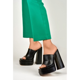 Claquettes noires à talons hauts Evelyn le noir 2 Claquettes noires à talons hauts Evelyn le noir 2