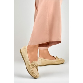 Mocassins confortables beiges à nœud 4