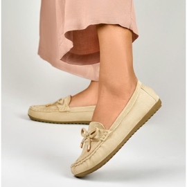 Mocassins confortables beiges à nœud 6