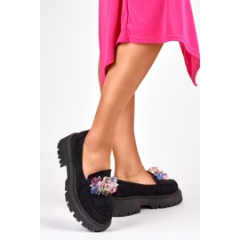 Mocassins noirs à perles 1