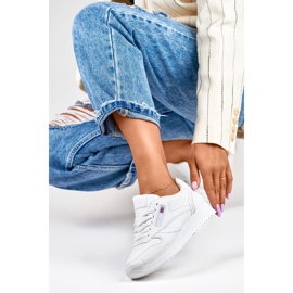 Baskets blanches classiques pour femmes 4