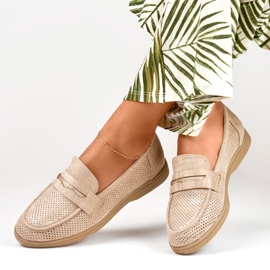 Chaussures ajourées pour femmes avec un brillant doré beige 6