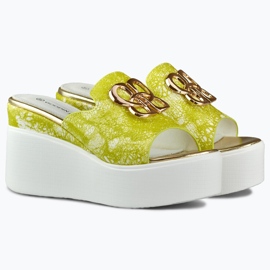 Chaussons compensés femme citron vert 1