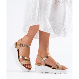 Sandales compensées beiges Shelovet 1 Sandales compensées beiges Shelovet 1