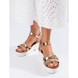 Sandales compensées beiges Shelovet 2 Sandales compensées beiges Shelovet 2