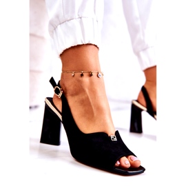 S. BARSKI Sandales en daim des femmes sur le post avec un ornement noir 7