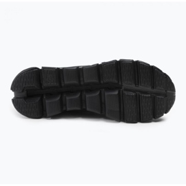 On Running Sur les chaussures de course Cloud 5 5998905 le noir 2