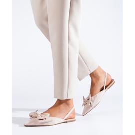 Ballerines en daim beige à nœud de Shelovet 1