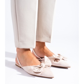 Ballerines en daim beige à nœud de Shelovet 2