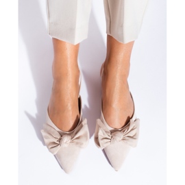 Ballerines en daim beige à nœud de Shelovet 3