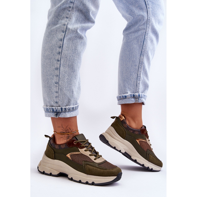 PM1 Chaussures de sport à lacets sur une plate-forme d'évasion verte 1